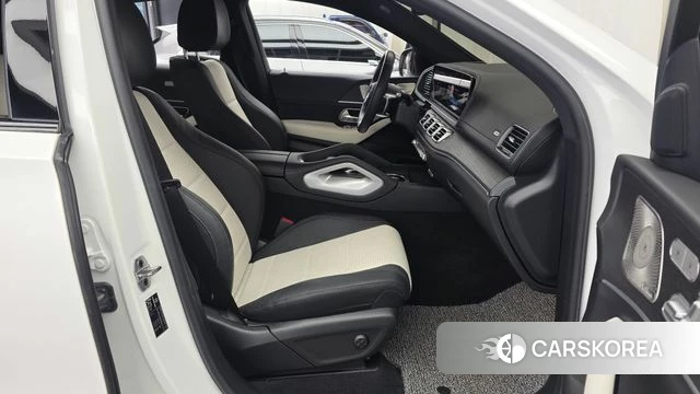 Mercedes-Benz GLE-Class W167 2023 Белый из Кореи, фото 2