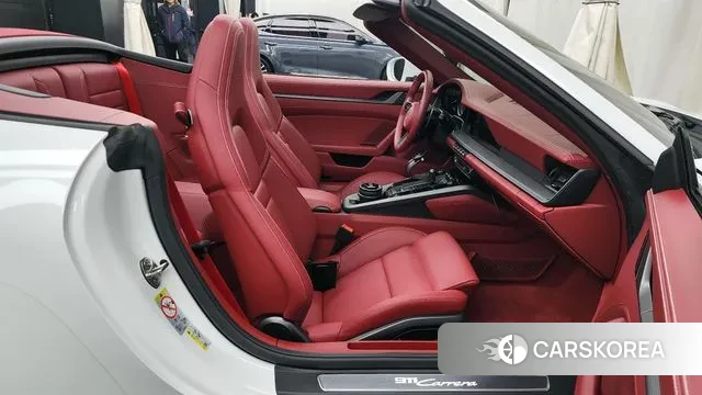 Porsche 911(992) 2024 Белый из Кореи, фото 2