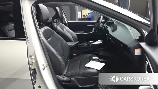 Kia EV6 2023 Жемчужный цвет из Кореи, фото 2