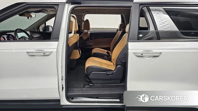 Kia Carnival 4th generation 2022 Белый из Кореи, фото 2