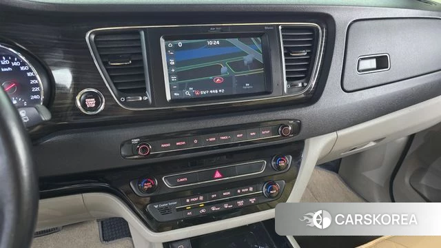 Kia The New Carnival 2019 Белый из Кореи, фото 2