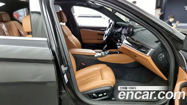 BMW 5 Series (G30) 2021 Серый из Кореи, фото 2