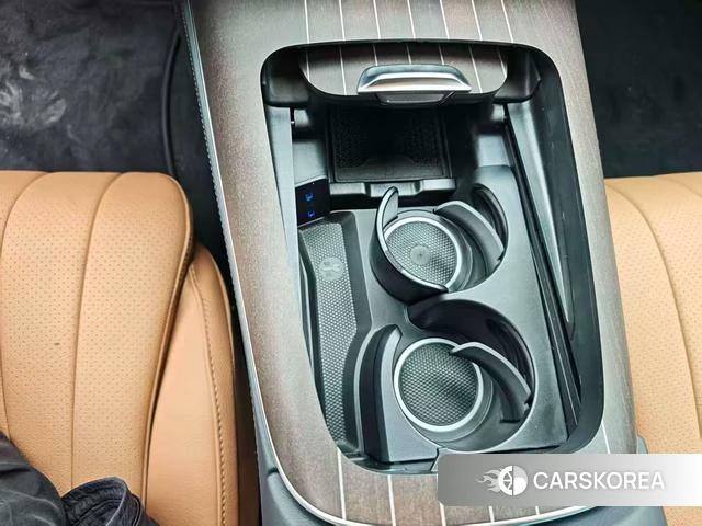 Mercedes-Benz E-class id 3993389 из Китая 2
