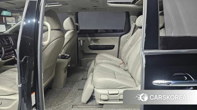 Kia The New Carnival 2019 Черный из Кореи, фото 2