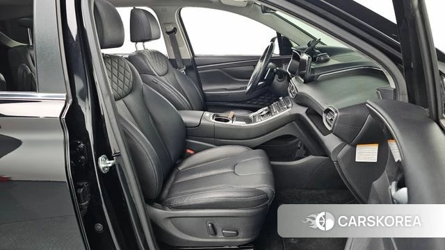Hyundai The New Santa Fe 2022 Черный из Кореи, фото 2