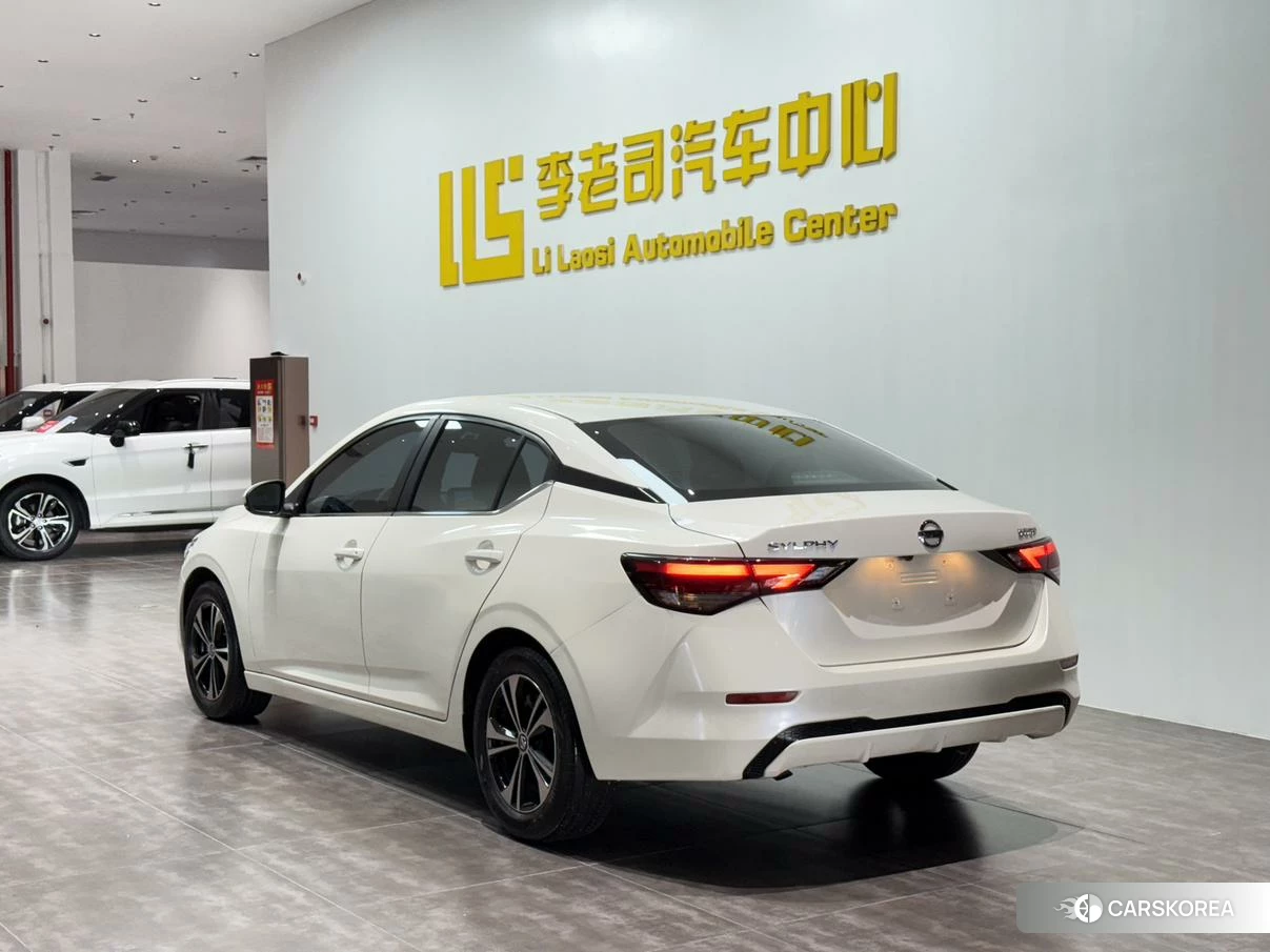 Nissan Xuan Yi 2021 Белый из Китая, фото 2