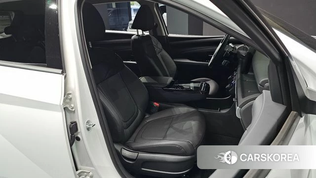 Hyundai The New Tucson Hybrid (NX4) 2024 Белый из Кореи, фото 2