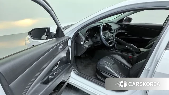 Hyundai Avante (CN7) 2023 Белый из Кореи, фото 2