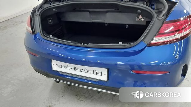 Mercedes-Benz C-Class W205 2022 Синий из Кореи, фото 2