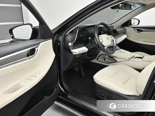 Hyundai The New Grandeur IG Hybrid 2022 Черный из Кореи, фото 2