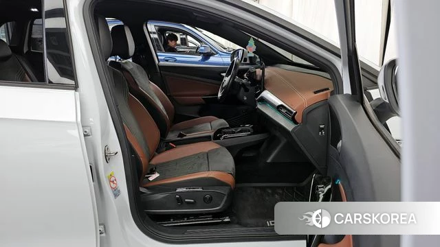 Volkswagen ID.4 2022 Белый из Кореи, фото 2