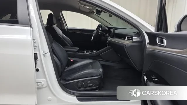 Kia K5 3rd generation 2021 Белый из Кореи, фото 2