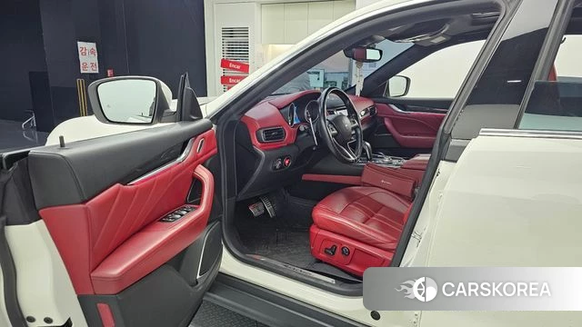 Maserati Levante 2019 Белый из Кореи, фото 2