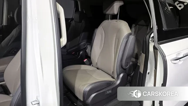 Kia The New Carnival 4th Generation 2024 Белый из Кореи, фото 2