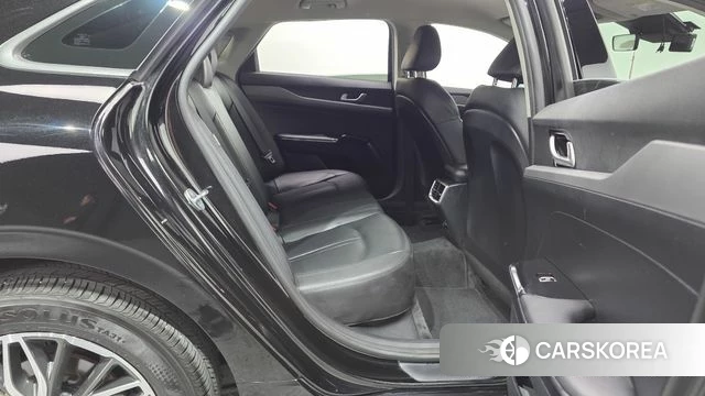 Kia K5 3rd generation 2023 Черный из Кореи, фото 2