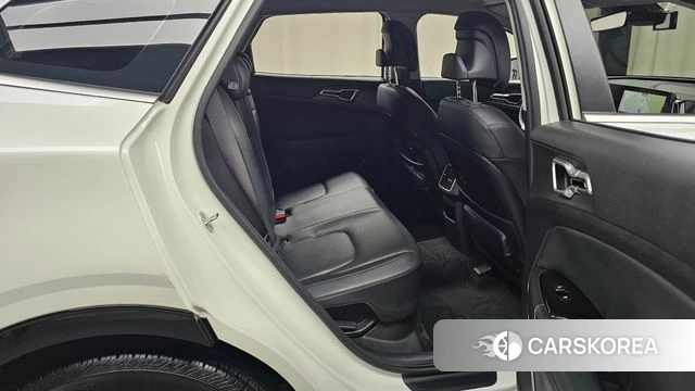 Kia Sportage 5th Generation Hybrid 2022 Белый из Кореи, фото 2