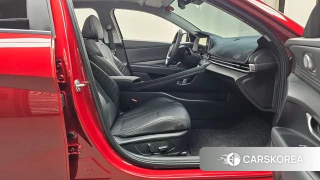 Hyundai The New Avante (CN7) 2024 Красный из Кореи, фото 2