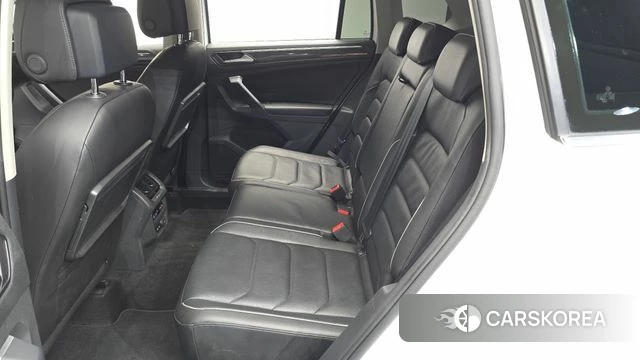 Volkswagen Tiguan second Generation 2019 Белый из Кореи, фото 2