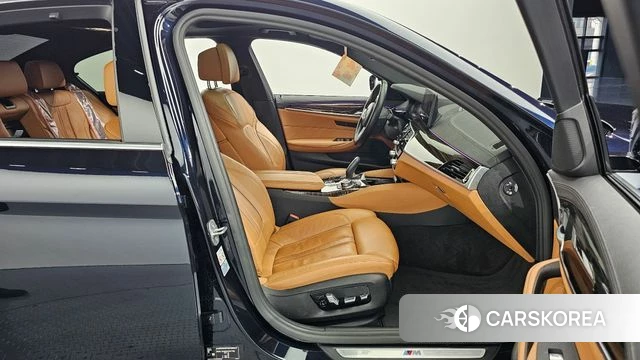 BMW 5 Series (G30) 2022 Синий из Кореи, фото 2