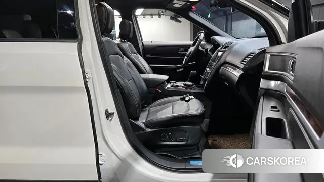 Ford Explorer 2018 Белый из Кореи, фото 2