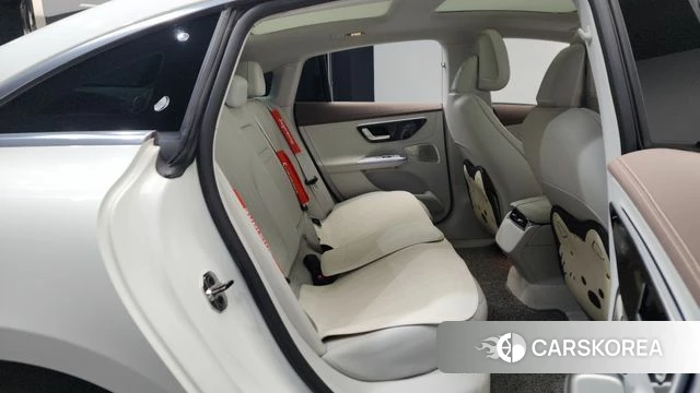 Mercedes-Benz EQE V295 2022 Белый из Кореи, фото 2