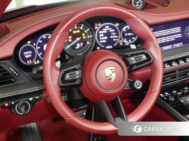 Porsche 911(992) 2023 Красный из Кореи, фото 2