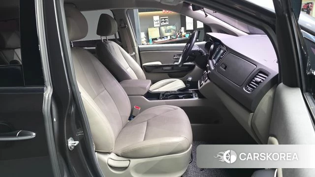 Kia All New Carnival 2018 Серый из Кореи, фото 2