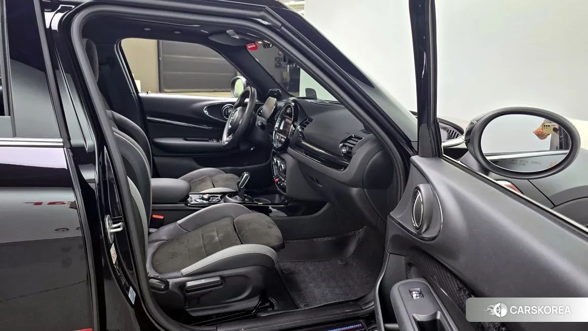 Mini Cooper S Clubman 2021 Черный из Кореи, фото 2