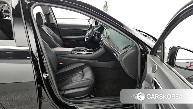 Hyundai Sonata (DN8) 2022 Черный из Кореи, фото 2