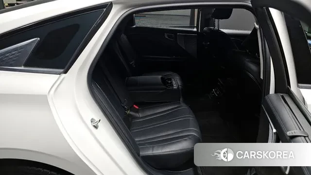 Kia K8 Hybrid 2024 Белый из Кореи, фото 2