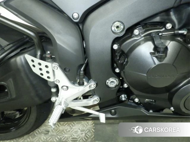 Проданный Honda CBR600RR id 4184975 из Японии, фото 3