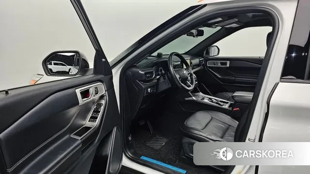 Ford Explorer 6th Generation 2020 Белый из Кореи, фото 2