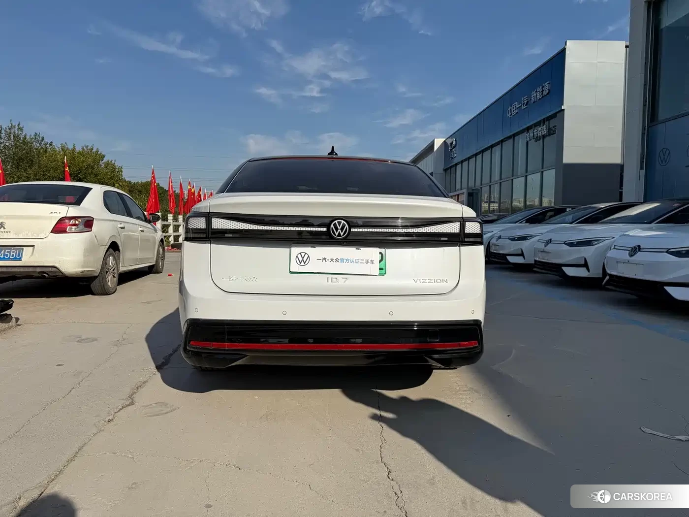 Volkswagen ID.7 VIZZION 2024 Белый из Китая, фото 2