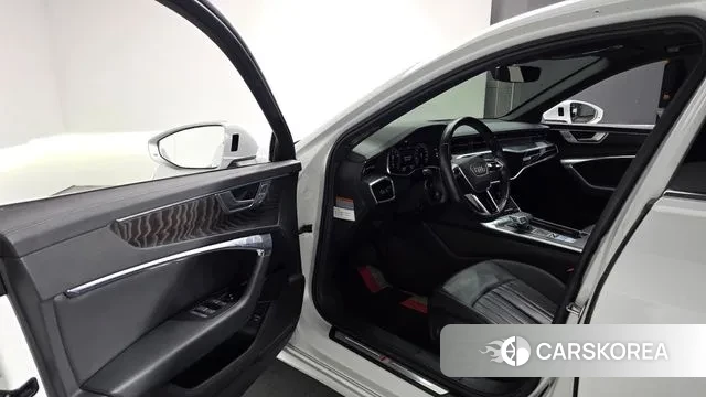 Audi A6 (C8) 2020 Белый из Кореи, фото 2