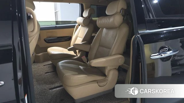 Kia The New Carnival 2018 Черный из Кореи, фото 2