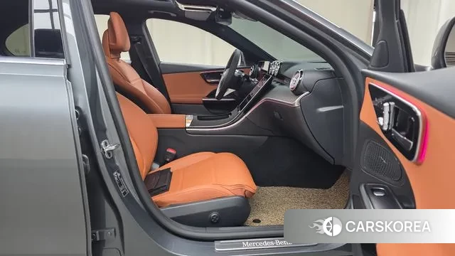 Mercedes-Benz C-Class W206 2025 Серый из Кореи, фото 2