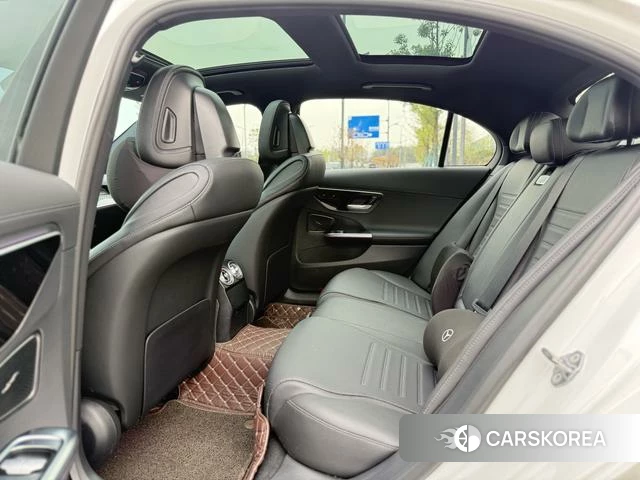 Mercedes-Benz Class C 2022 Белый из Китая, фото 2