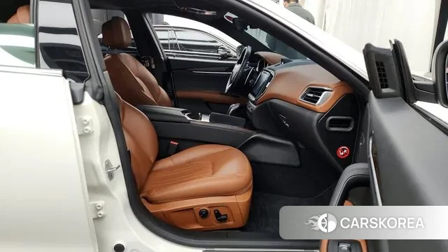 Maserati Ghibli 2020 Белый из Кореи, фото 2