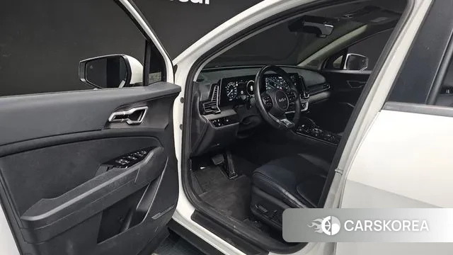 Kia Sportage 5th Generation Hybrid 2021 Белый из Кореи, фото 2