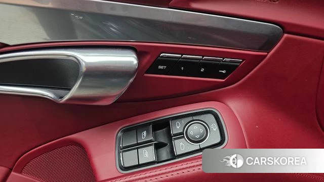 Porsche 718 Cayman 2018 Цвет галактики из Кореи, фото 2