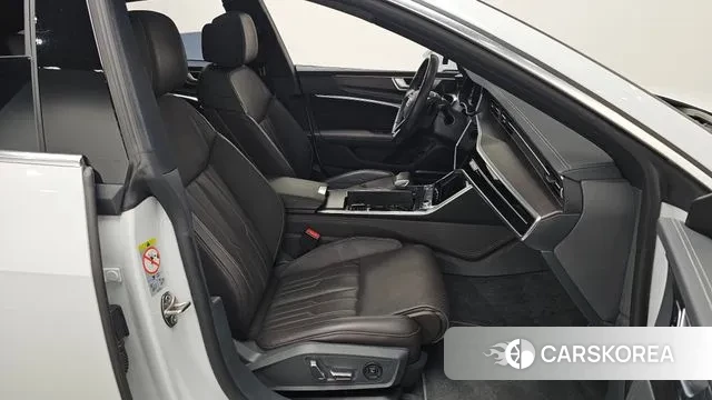 Audi A7 (4K) 2020 Белый из Кореи, фото 2