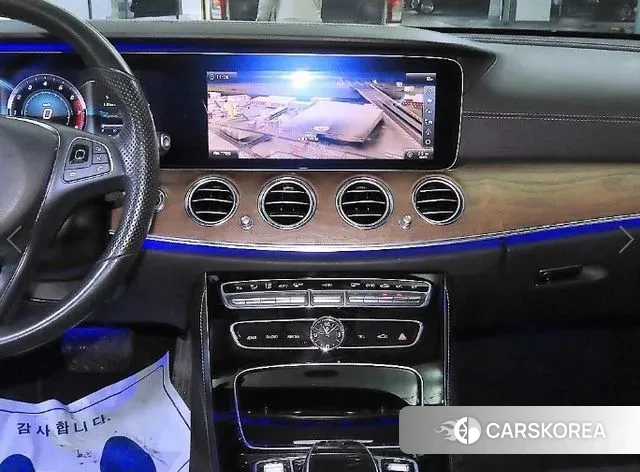 Mercedes-Benz E-Class W213 2018 Черный из Кореи, фото 2