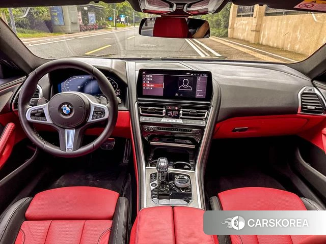 BMW 8 series 2022 Черный из Китая, фото 2