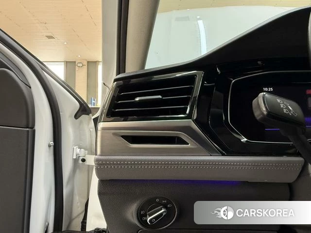 Volkswagen Sagitar 2022 Белый из Китая, фото 2