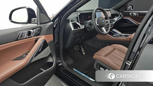 BMW X6 (G06) 2025 Черный из Кореи, фото 2