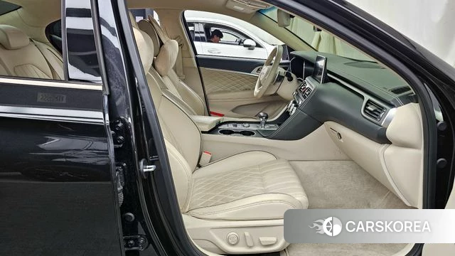 Genesis G70 2019 Черный из Кореи, фото 2