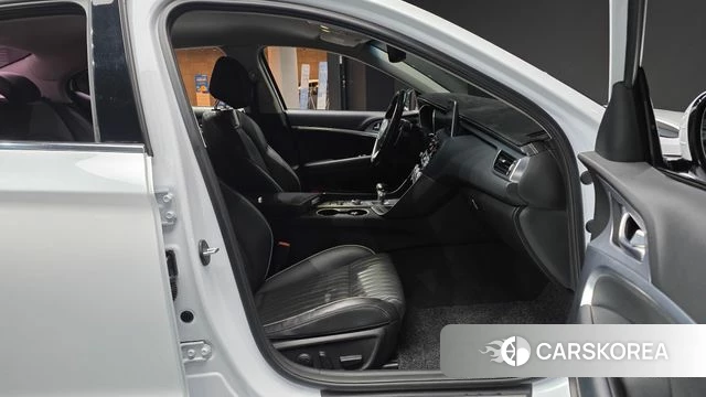 Genesis G70 2018 Белый из Кореи, фото 2