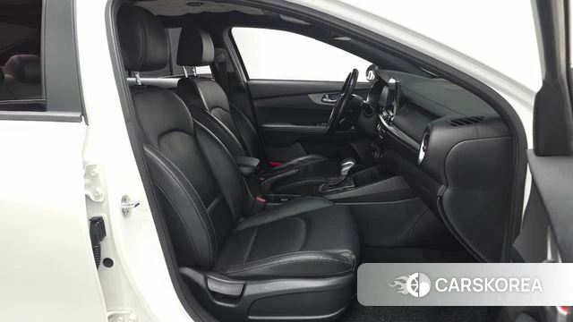 Kia Come New K3 2021 Белый из Кореи, фото 2