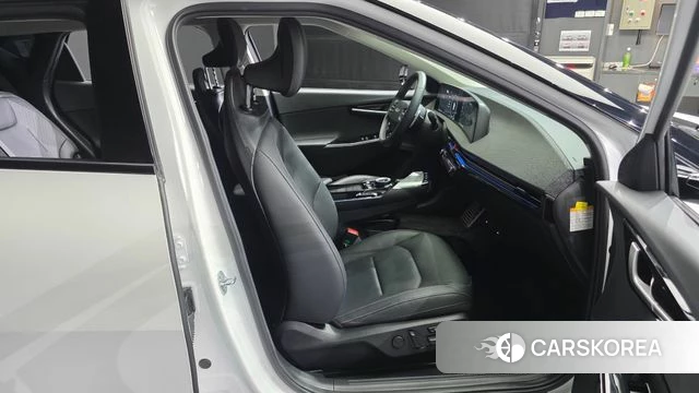 Kia EV6 2024 Белый из Кореи, фото 2