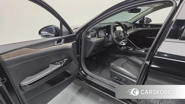 Kia K5 Hybrid 3rd Generation 2023 Черный из Кореи, фото 2